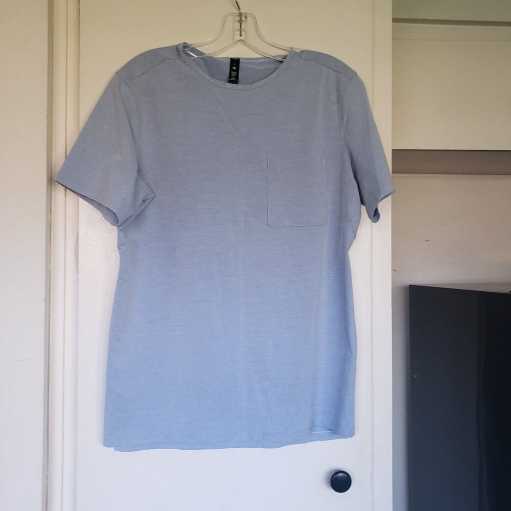 Lululemon Light Blue Top Size Small
